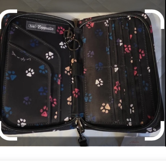 NWT Lug Zeppelin Wristlet Wallet Paws Black🐾 - Picture 3 of 5